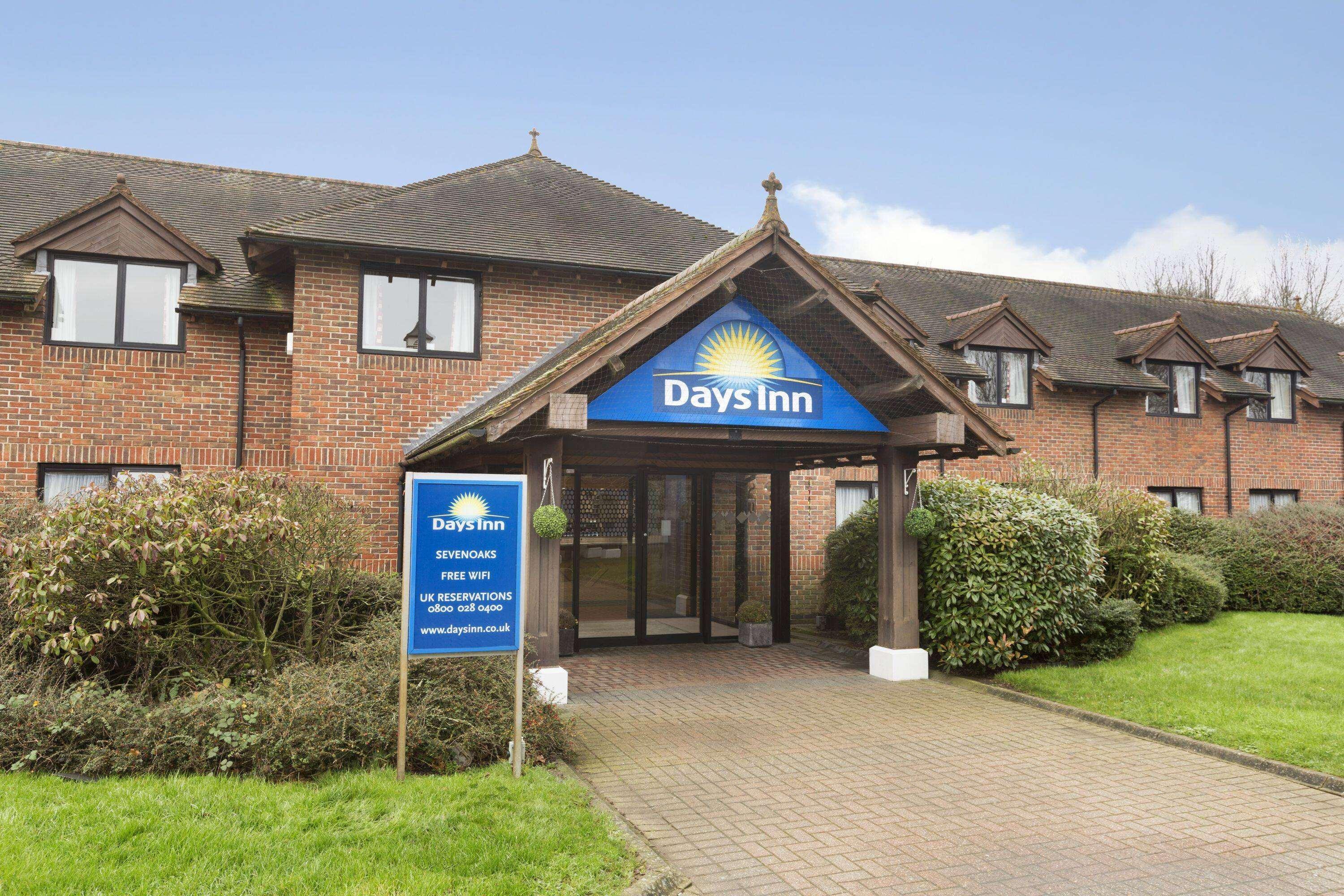 Days Inn By Wyndham Sevenoaks Clacket Lane Westerham Eksteriør bilde